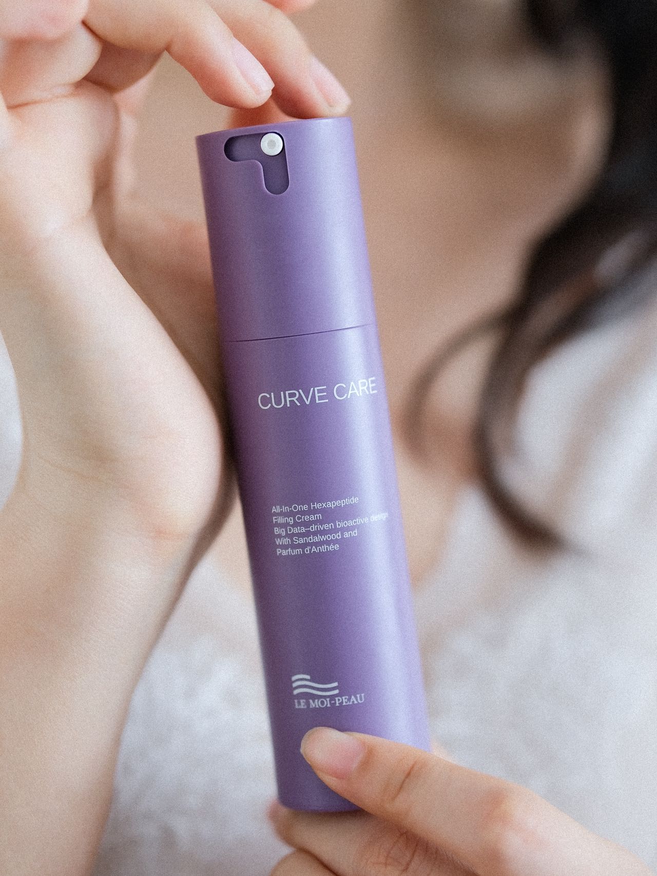 Deeply penetrating and plumping Le Moi-Peau Six Peptide Full