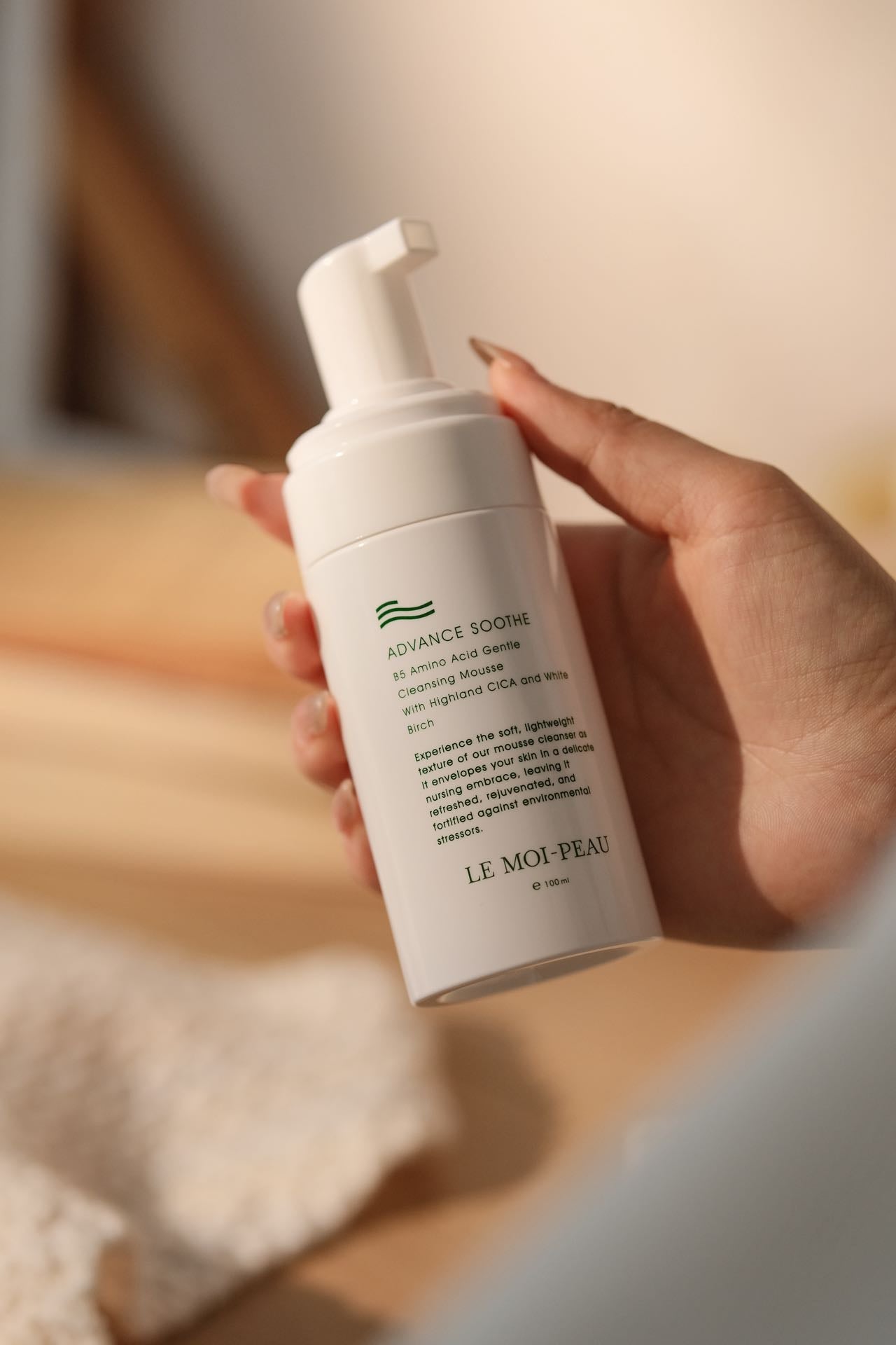 高原積雪草與白樺 B5氨基酸舒緩潔面慕絲 - LEMOI - PEAU