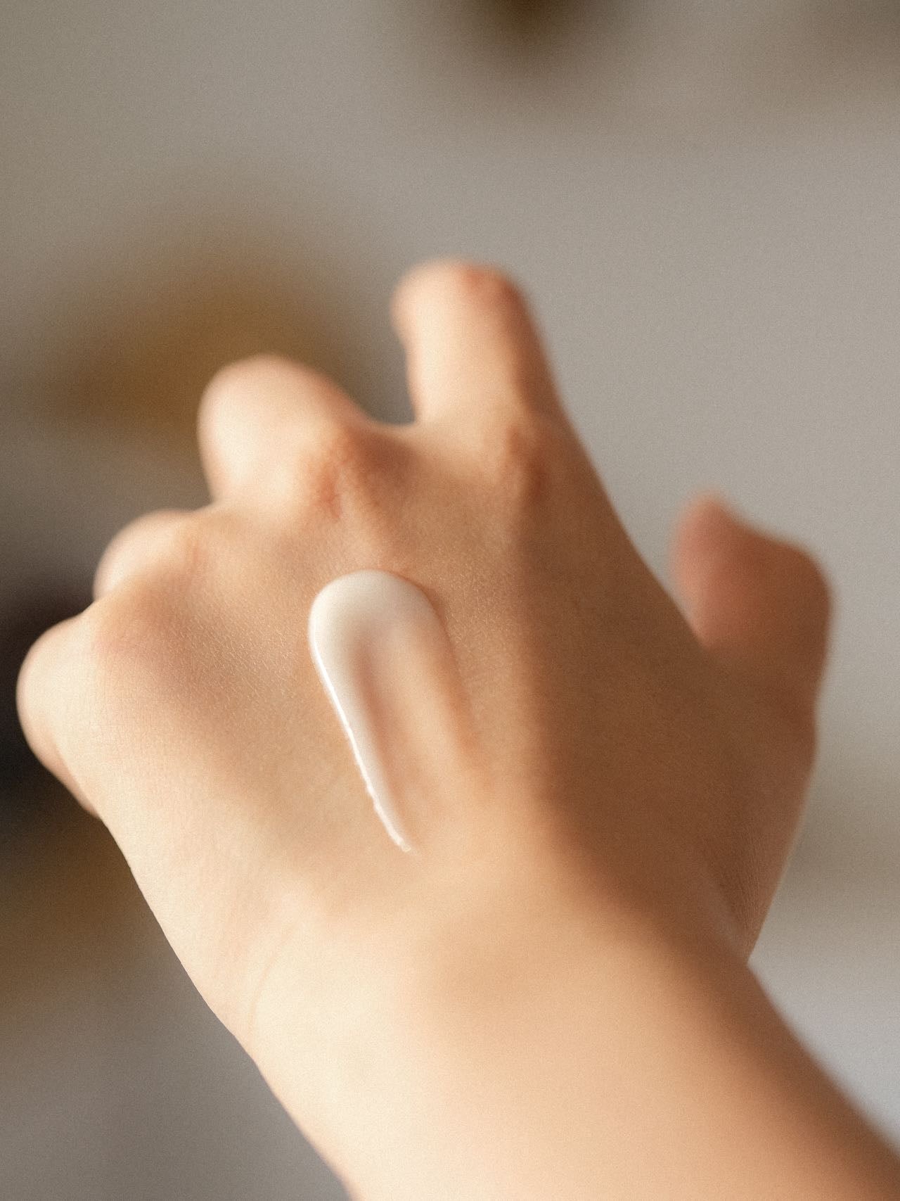 永久花奇蹟緊緻臻養精華 - LEMOI - PEAU